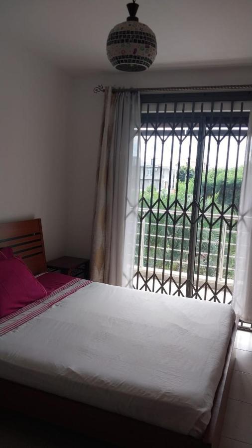 Villa John Flic en Flac Exterior foto